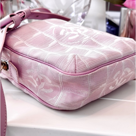 Pink CHANEL Belt Bag Crossbody Travel Line Multi Way Bag - Picture 4 of 16